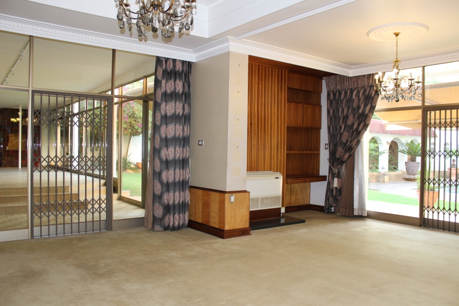 5 Bedroom Property for Sale in Dan Pienaar Free State